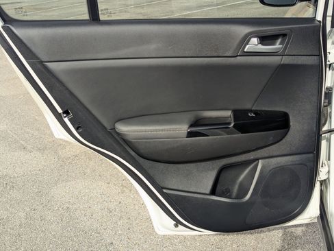Used 2020 Kia Sportage EX FWD image 17
