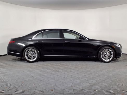 Used 2023 Mercedes-Benz S 580 4MATIC Sedan image 36