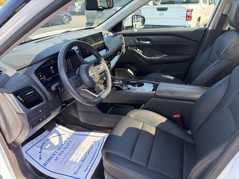 Certified 2024 Nissan Rogue SL w/ SL Premium Package FWD image 16