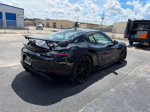 Used 2020 Porsche 718 Cayman GT4 RWD image 82