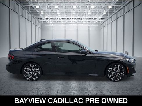 Used 2025 BMW 230i Coupe w/ Convenience Package RWD image 7