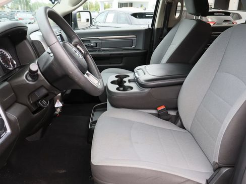Used 2022 RAM 1500 Classic SLT w/ Electronics Group AWD/4WD image 21
