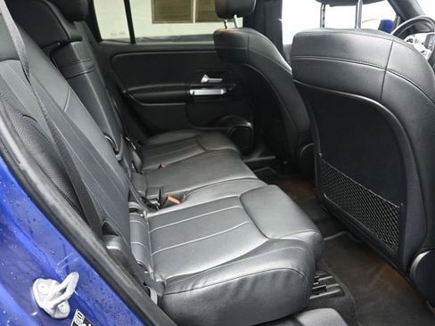 Used 2021 Mercedes-Benz GLB 250 w/ Premium Package image 25