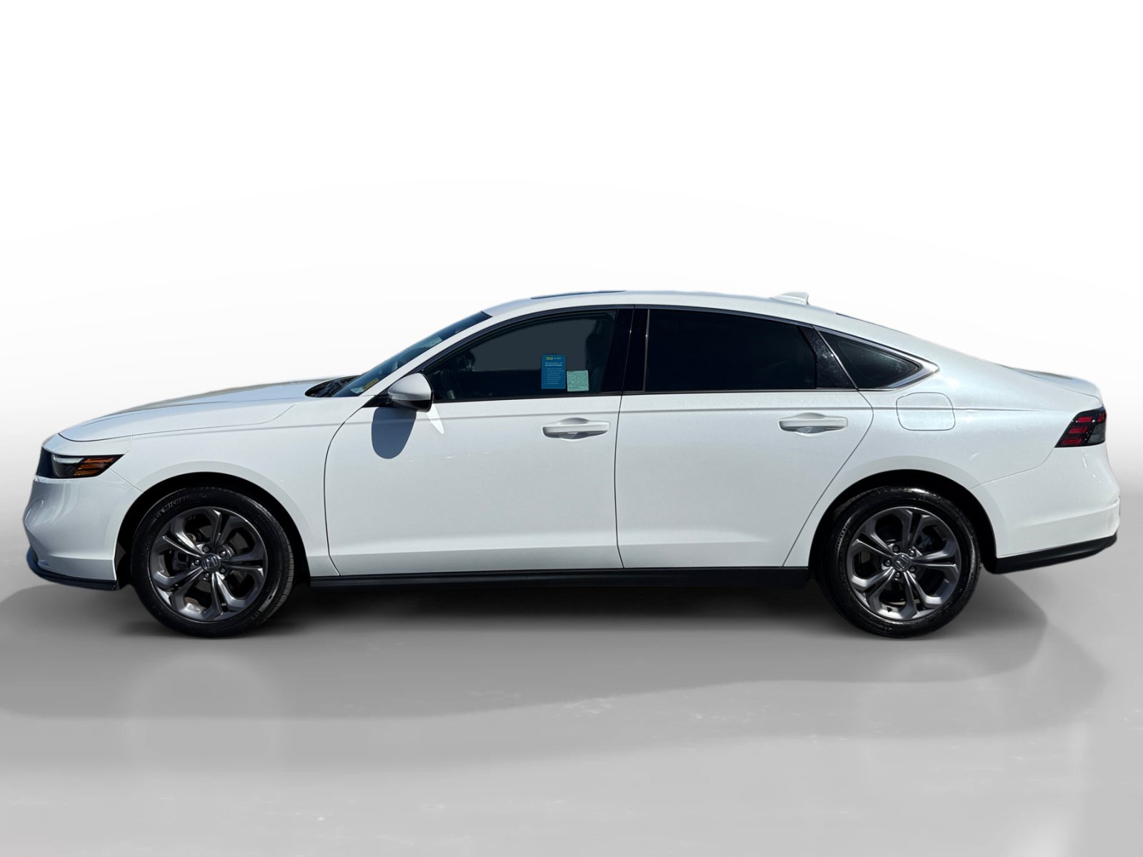 Certified 2024 Honda Accord EX image 2