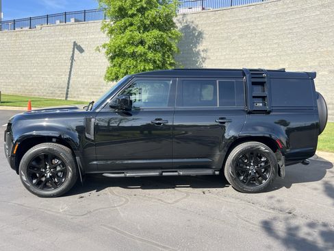 Used 2024 Land Rover Defender 130 Outbound image 4
