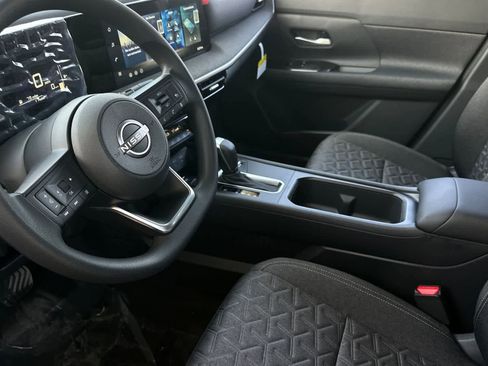 New 2026 Nissan Kicks SV image 12