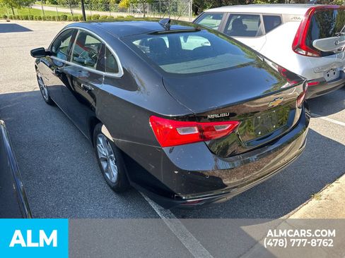 Used 2025 Chevrolet Malibu LT FWD image 8