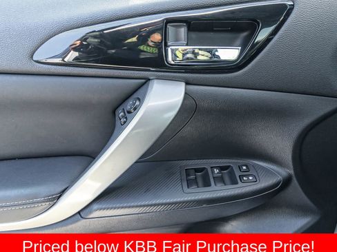 Used 2024 Mitsubishi Eclipse Cross SE image 22