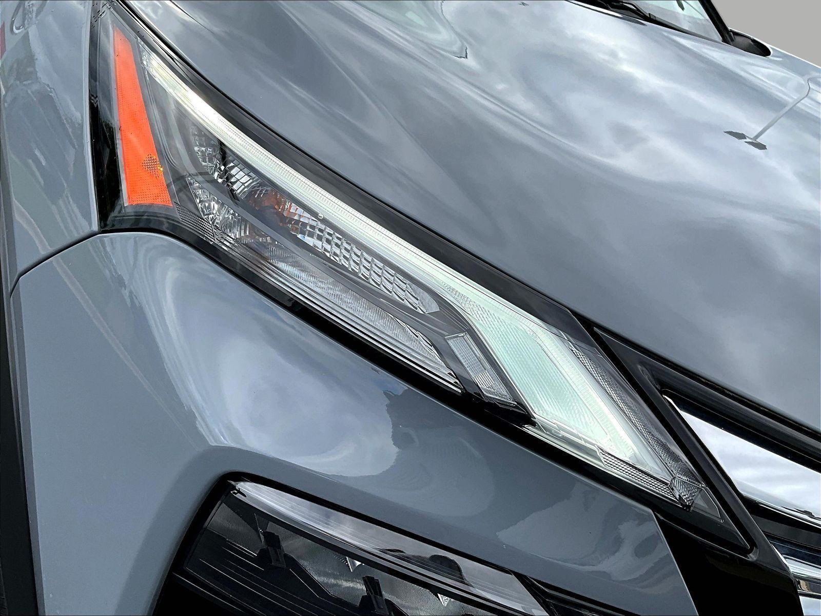Certified 2025 Nissan Rogue SL w/ Tech Package AWD/4WD image 35