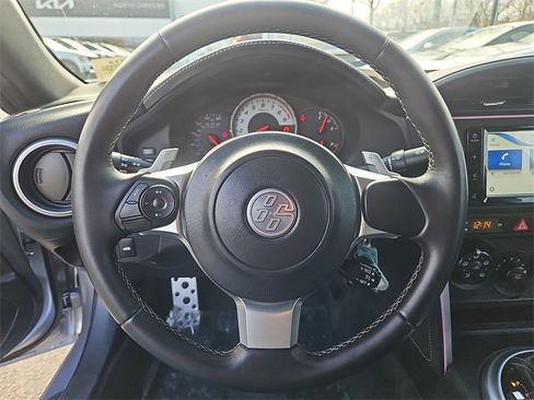 Used 2020 Toyota 86 image 21