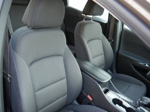 Used 2024 Chevrolet Malibu LT image 22