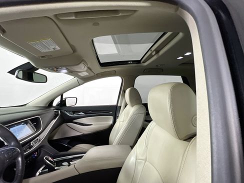 Used 2019 Buick Enclave Essence image 22