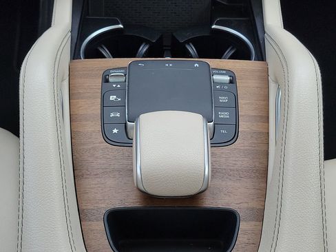 Certified 2023 Mercedes-Benz GLE 450 4MATIC image 22