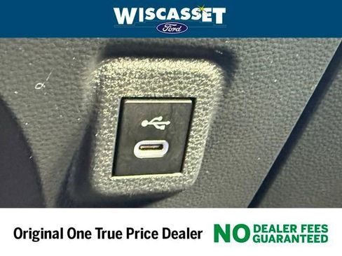 Used 2023 Toyota Corolla LE image 8