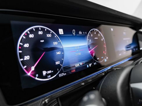 Used 2025 Mercedes-Benz G 550 w/ Exclusive Interior Package image 34