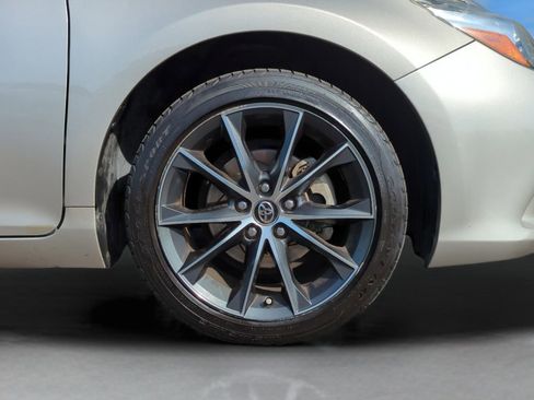 Used 2015 Toyota Camry XSE w/ Moonroof Package FWD image 31