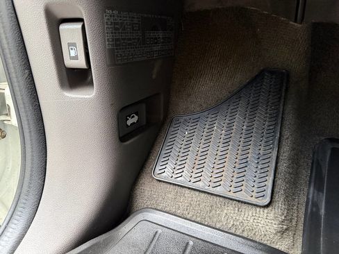 Used 2014 Honda Odyssey EX-L image 36