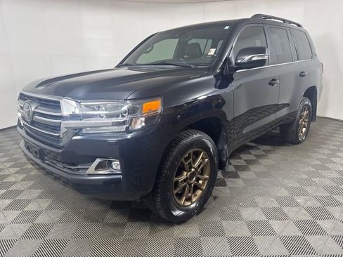 Used 2020 Toyota Land Cruiser Heritage Edition image 8