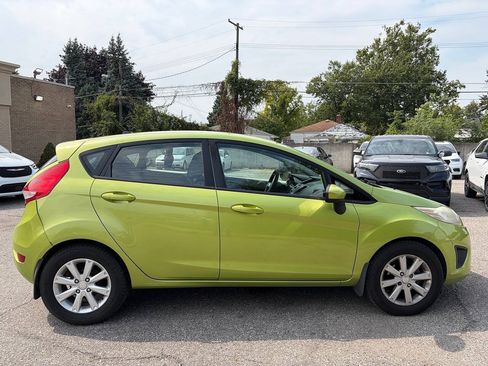 Used 2011 Ford Fiesta SE w/ 202A Rapid Spec Order Code FWD image 4