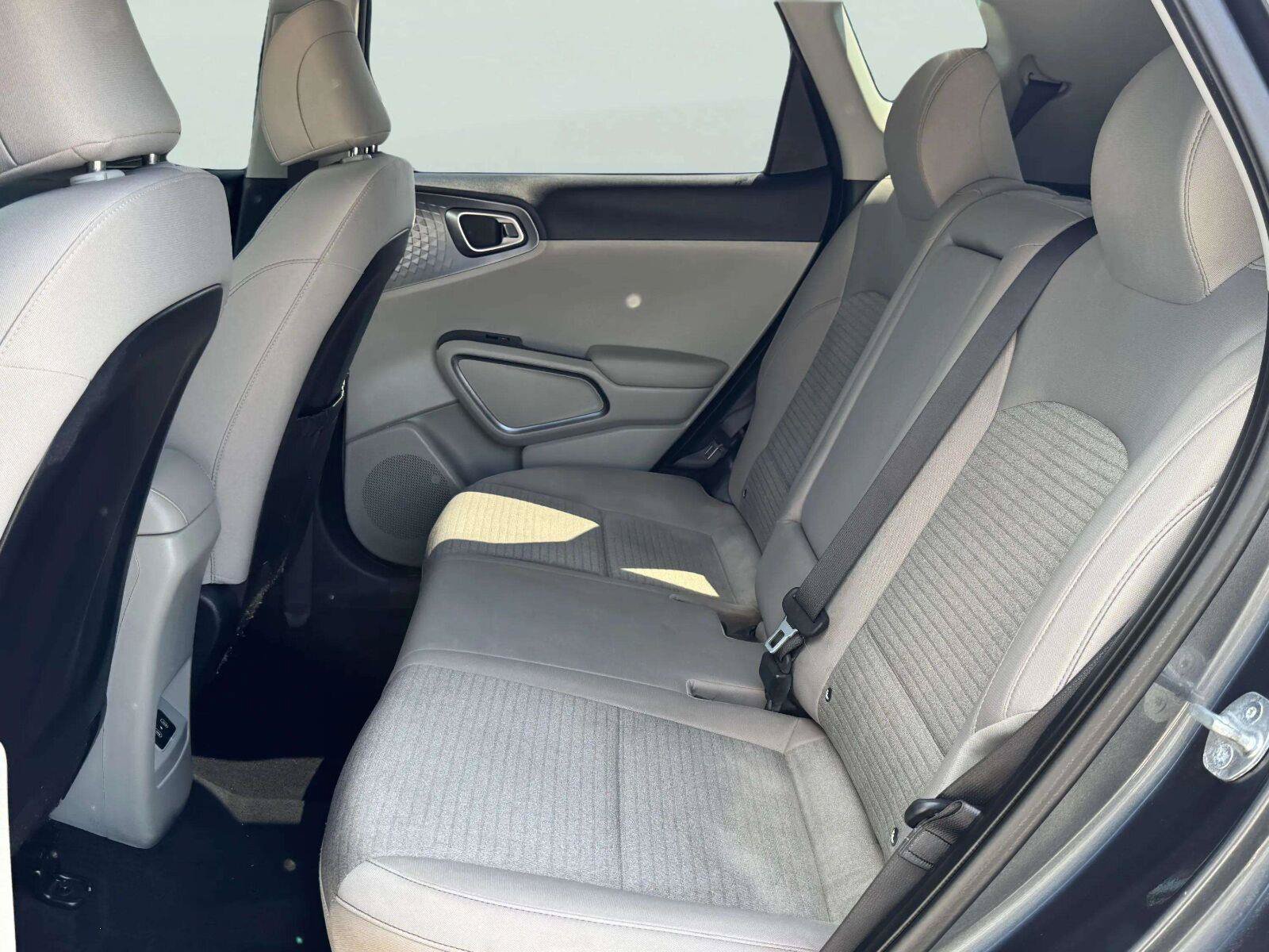 Used 2023 Kia Soul EX FWD image 30
