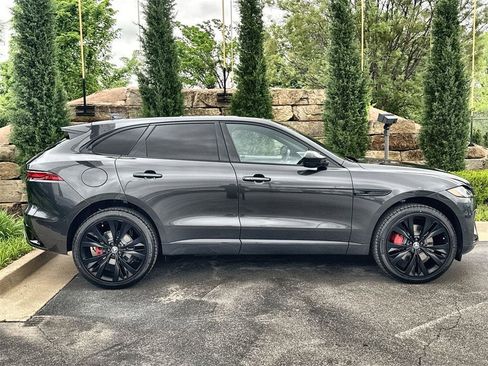 New 2026 Jaguar F-PACE R-Dynamic S image 6