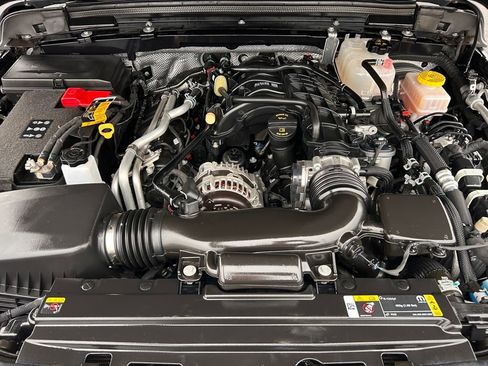 Certified 2024 Jeep Wrangler Sahara image 9