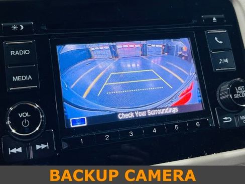 Used 2021 Honda HR-V LX image 5