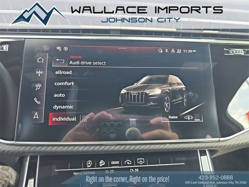 Used 2025 Audi SQ7 Premium Plus image 36