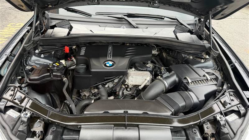 Used 2015 BMW X1 sDrive28i RWD image 8