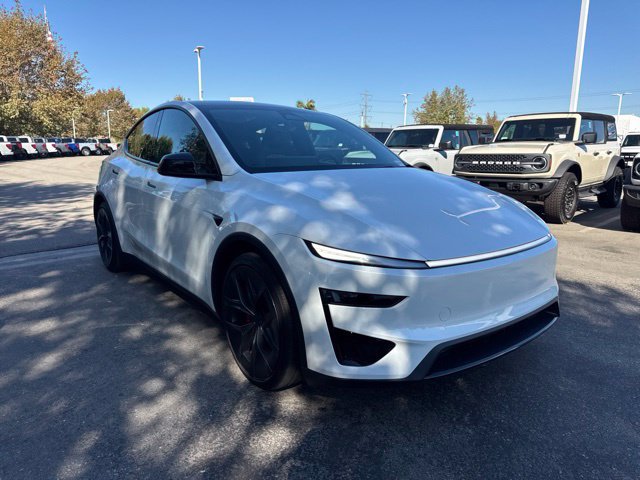 Used 2026 Tesla Model Y Performance AWD/4WD image 5