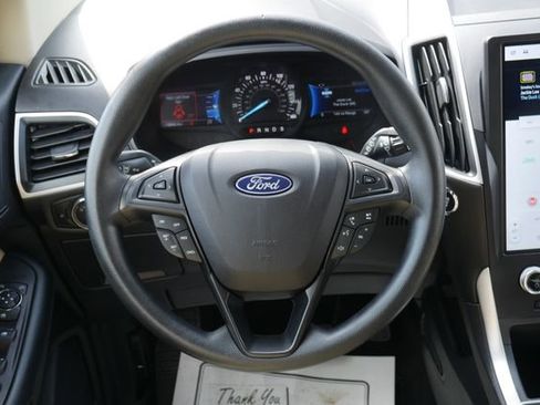 Used 2024 Ford Edge SE image 14