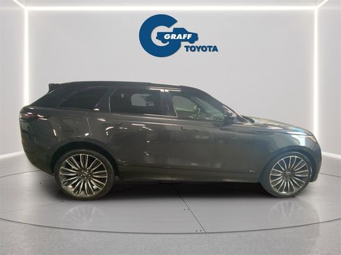 Used 2021 Land Rover Range Rover Velar R-Dynamic S image 9