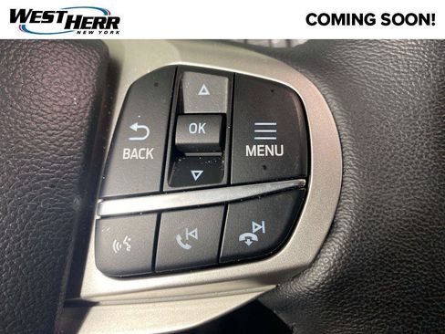 Used 2024 Ford Explorer XLT w/ Equipment Group 202A AWD/4WD image 12