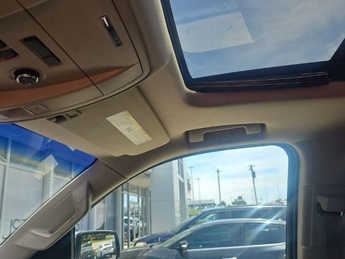 Used 2015 Chevrolet Suburban LTZ AWD/4WD image 12