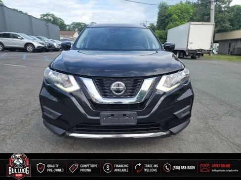 Used 2019 Nissan Rogue SV AWD/4WD image 2