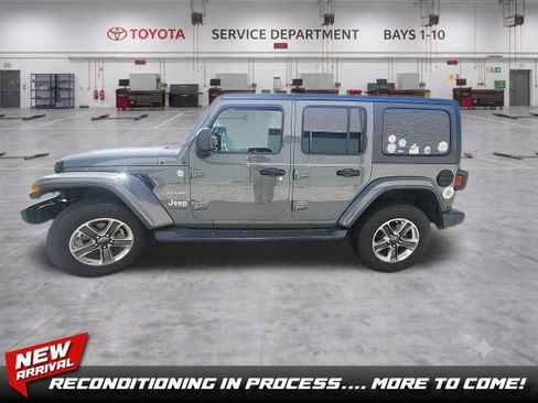 Used 2019 Jeep Wrangler Unlimited Sahara AWD/4WD image 1