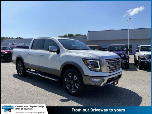 Used 2023 Nissan Titan Platinum Reserve w/ Moonroof Package AWD/4WD image 1