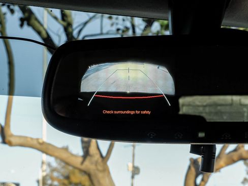 Used 2014 Toyota FJ Cruiser 4WD w/ Upgrade Package image 19