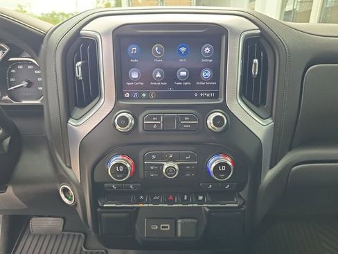 Used 2022 GMC Sierra 1500 SLE image 19
