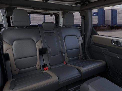 New 2026 Ford Bronco Big Bend w/ Black Diamond Package AWD/4WD image 11