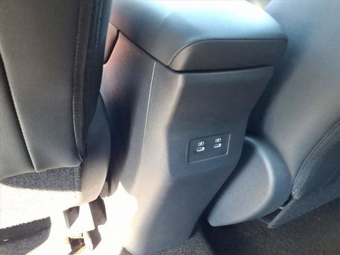 New 2026 Nissan Kicks SR w/ SR Premium Package image 35