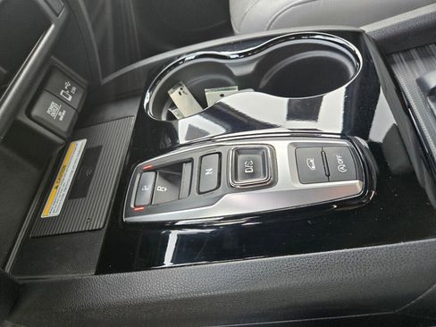 Certified 2019 Honda Passport Touring image 18