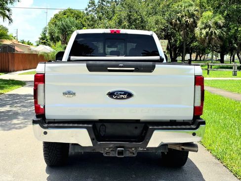 Used 2017 Ford F250 King Ranch w/ King Ranch Ultimate Package AWD/4WD image 14