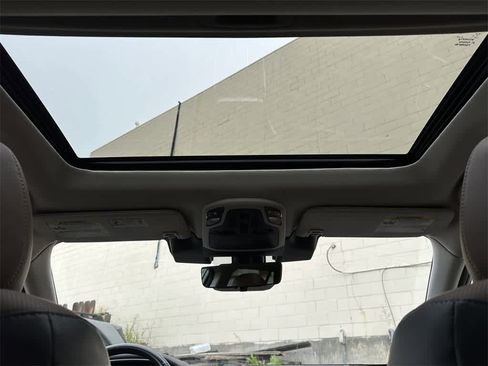 Used 2023 Subaru Outback Touring image 13