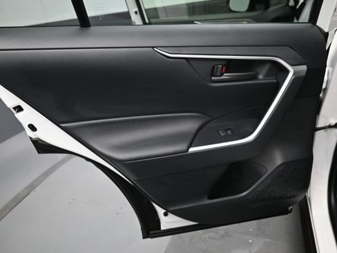 Certified 2025 Toyota RAV4 LE image 27