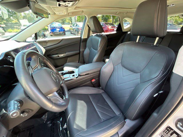 Used 2024 Lexus NX 350h AWD w/ Vision Package image 13