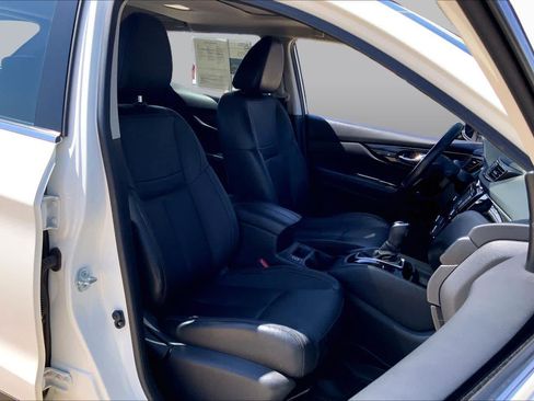 Used 2017 Nissan Rogue Sport SL w/ SL Premium Package AWD/4WD image 9