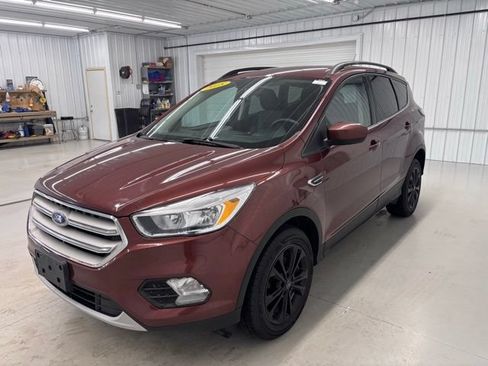 Used 2018 Ford Escape SE AWD/4WD image 3