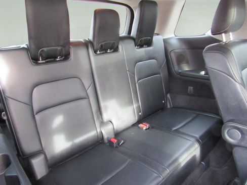 Used 2022 Nissan Pathfinder SL w/ SL Premium Package image 41