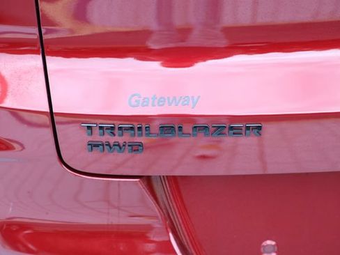 Used 2024 Chevrolet TrailBlazer RS w/ Convenience Package AWD/4WD image 47